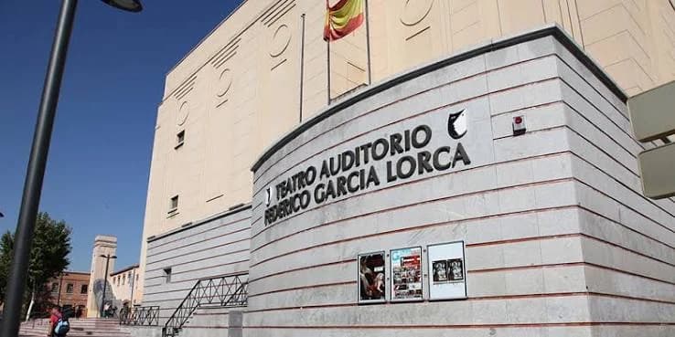 Fachada del Teatro Auditorio Federico García Lorca en Getafe